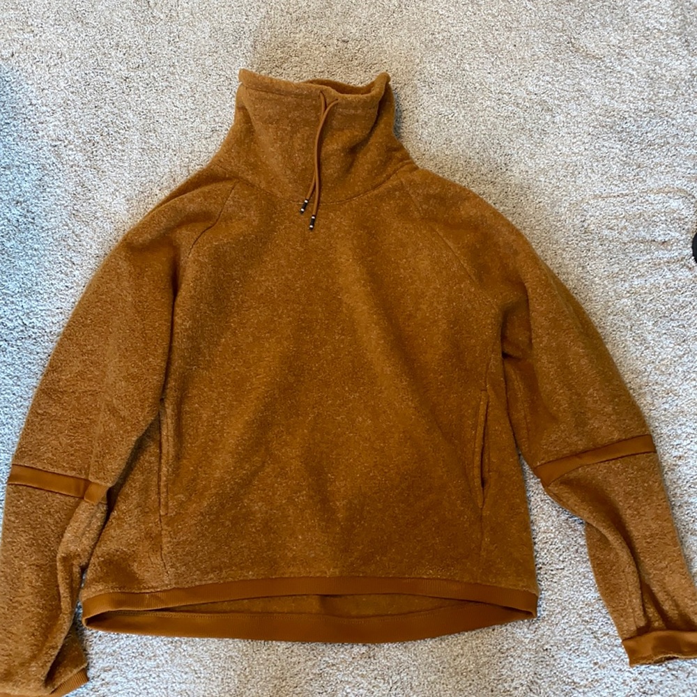 Nike Turtle Neck